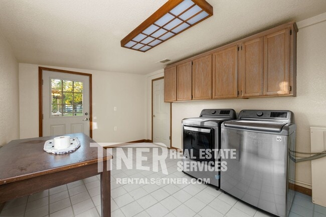 Photo - 3845 Marshall Ave