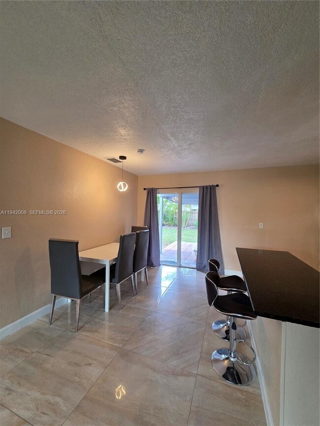 Photo - 6270 NW 14th St