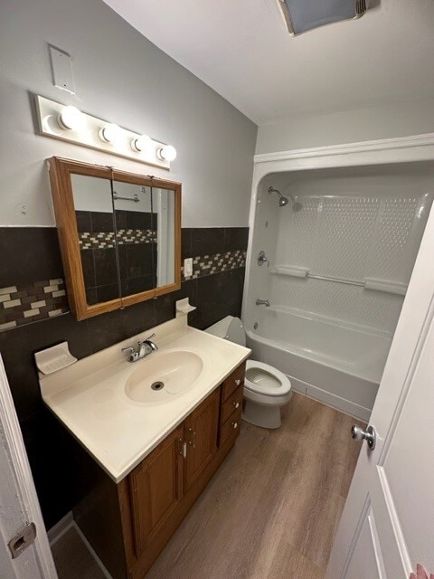 22 13th St Unit 2