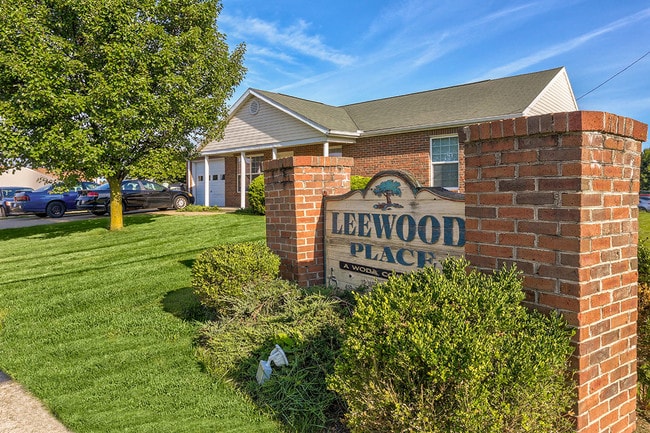 Leewood Place - Leewood Place Homes