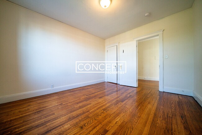 Photo - 56 Selkirk Rd Unit 9