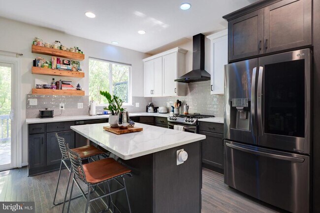 Photo - 45719 Paddington Station Terrace