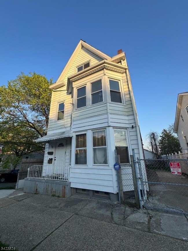 Building Photo - 78 N 5th St