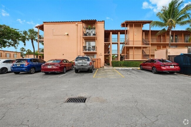 Building Photo - 7151 Miami Lakes Dr Unit P24 Rental