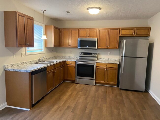 Photo - 4642 Woodstone Dr