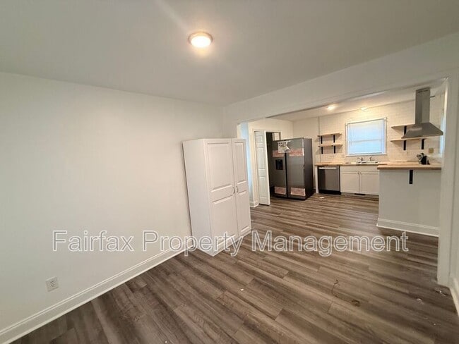 Photo - 400 Kelley Meadows Dr