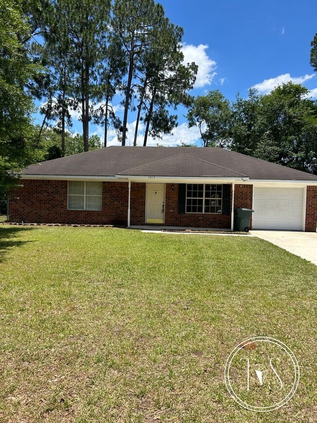 Photo - 1012 Farr Ct
