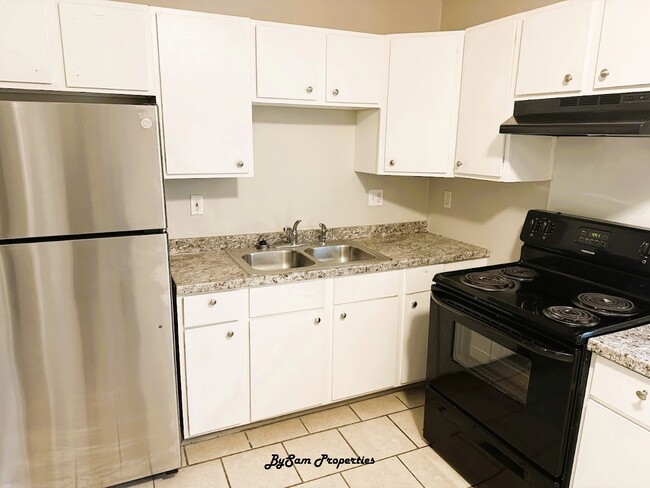 Building Photo - 1642 Line St Unit 1642 Line St #3 Decatur Rental