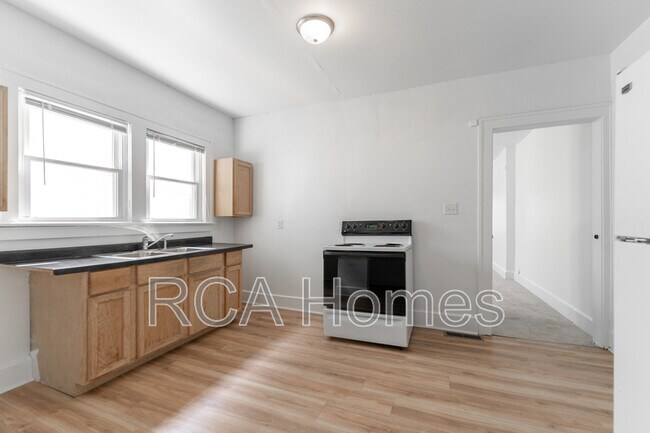 Photo - 1125 N Dearborn St