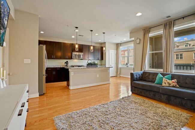 Photo - 2209 Richmond Hwy Unit 2209 Richmond Hwy 102