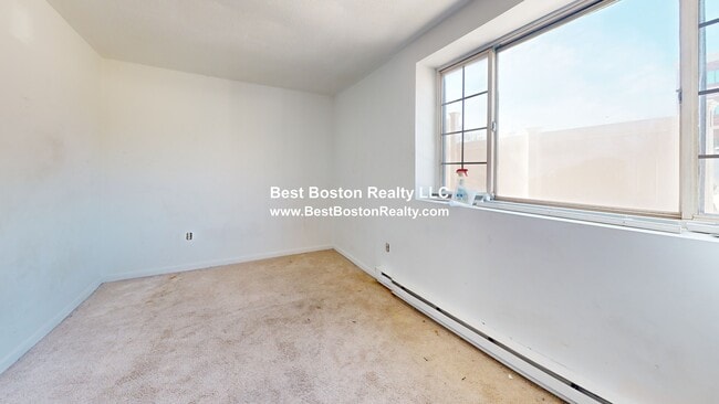 Photo - 216 Revere Beach Pkwy Unit 4
