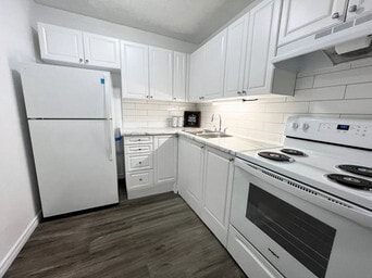 Building Photo - Woodland Trail Apartments