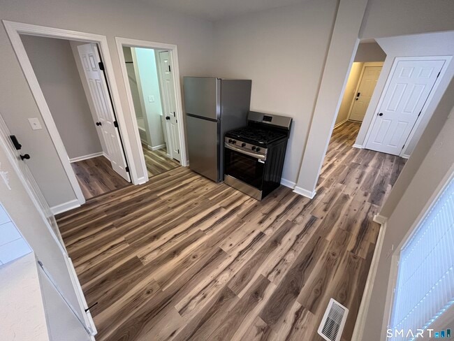 Photo - 209 Peck Ave Unit 2