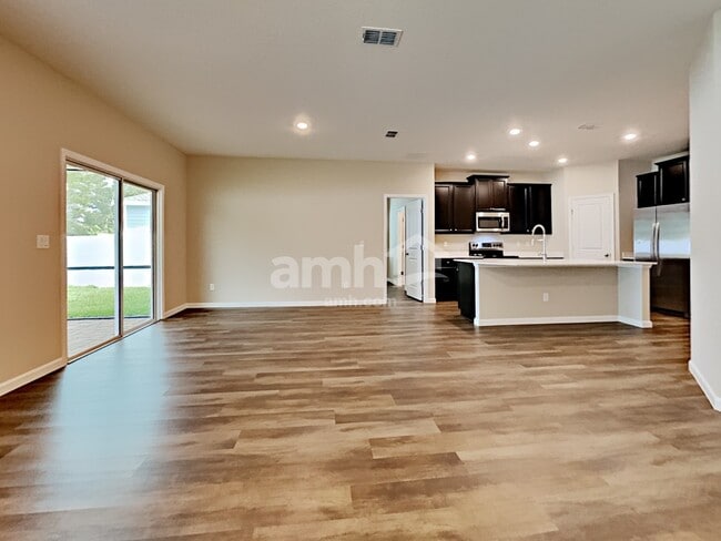 Photo - 184 Edge Park Trl