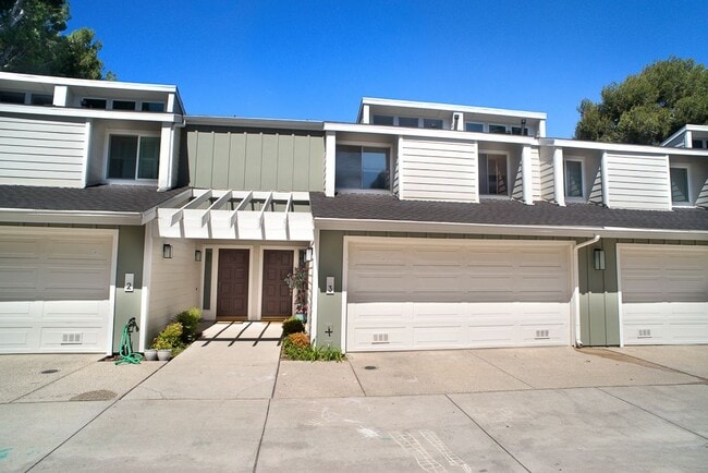 Photo - 18200 Andrea Cir S