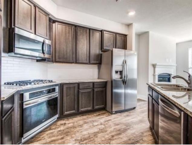 Photo - 2441 Siskiyou St Townhome