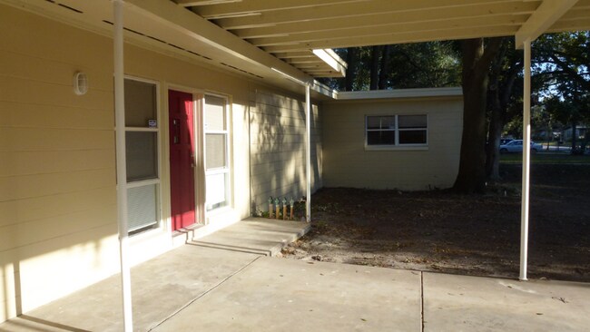 Photo - 1313 Roger Babson Rd