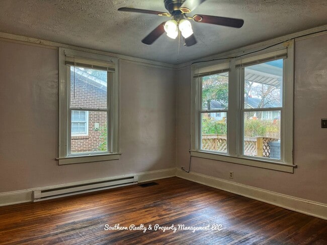 Photo - Cherry Street Triplex, Mgm Unit 2426 Cherry St