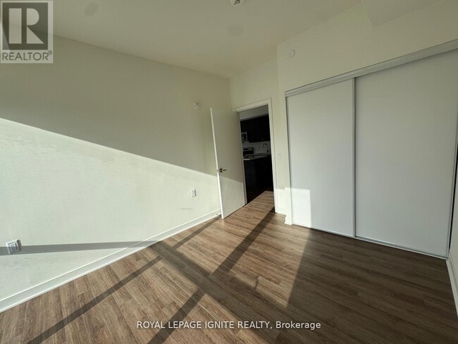 Photo - 51 Clarington Blvd Unité 221