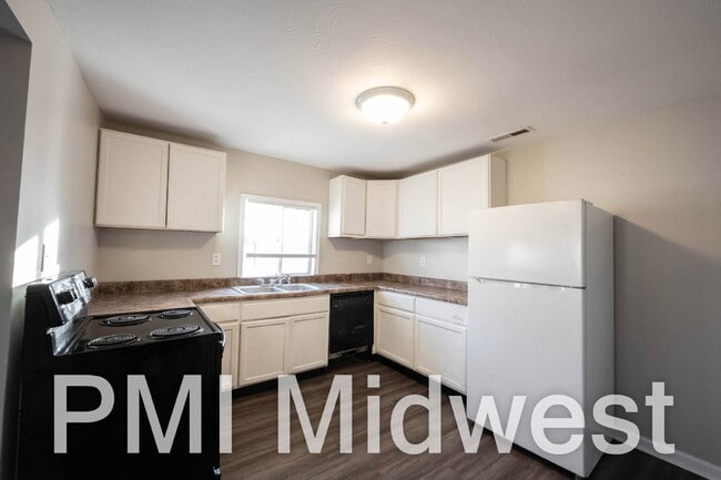 Photo - 311 Harrison St