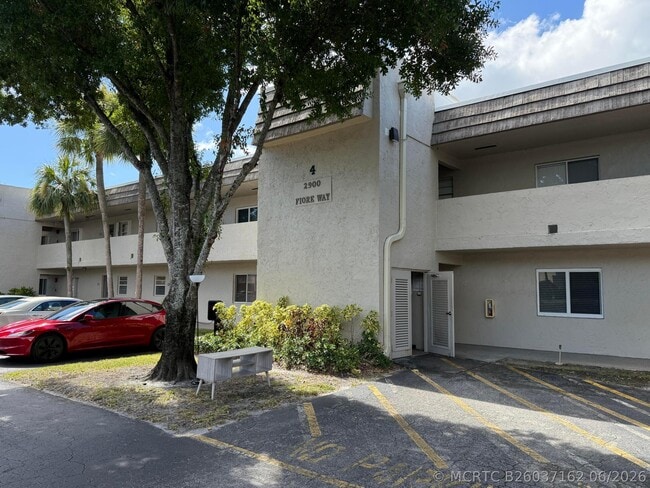 Building Photo - 2900 Fiore Way Unit 108