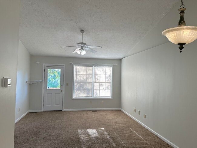 Photo - 1325 Trent Blvd