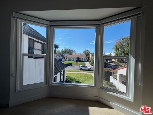 Photo - 1546 S Ogden Dr Unidad A