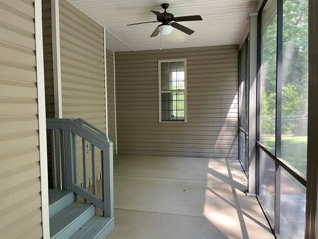 Photo - 7866 Steppingstone Ln