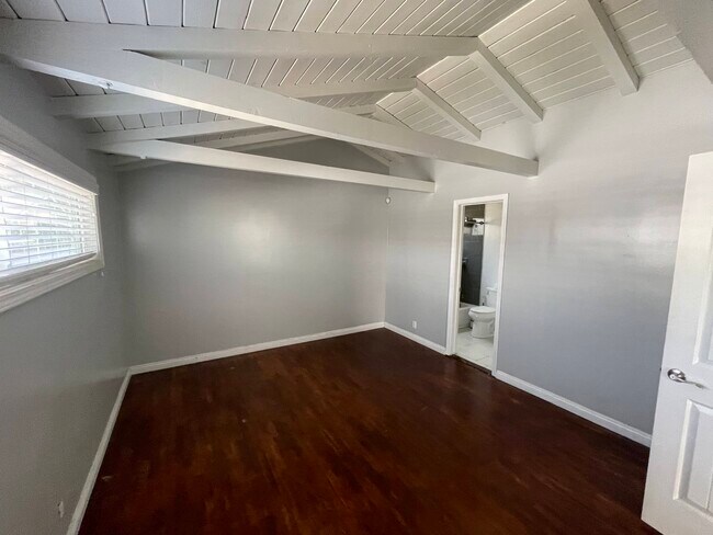 Photo - 4563 W 159th St Unit 4565