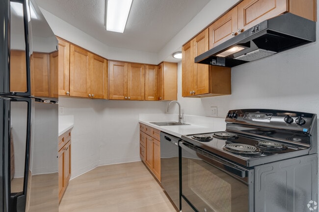 Photo - Alturas Cedar Hills