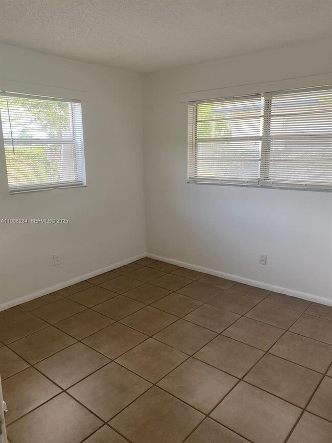 Photo - 2861 NW 15th Ct