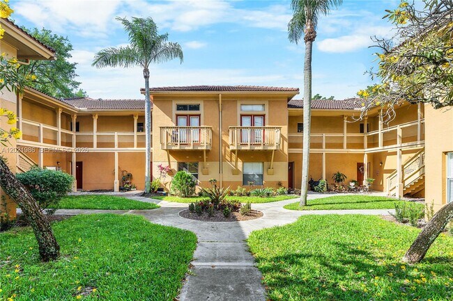 Photo - 4759 Via Palm Lakes Unit 312