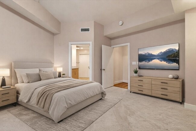 Photo - 5055 Addison Cir Unidad 409