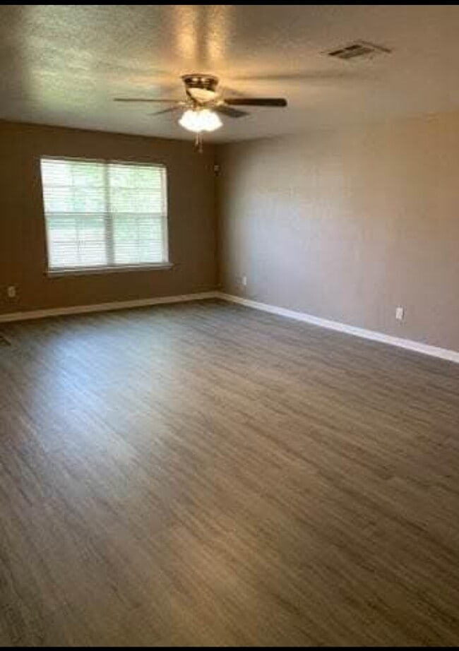 Photo - 39090 Prairie North Dr