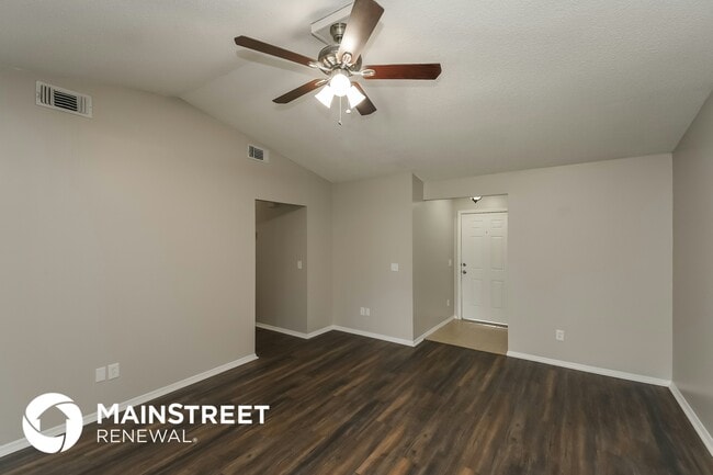 Photo - 1836 Shannon Lake Dr