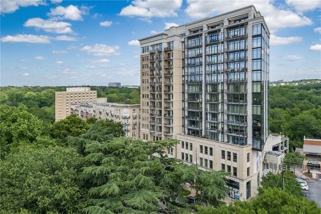 Photo - 2233 Peachtree Rd Unidad 1202 Rental