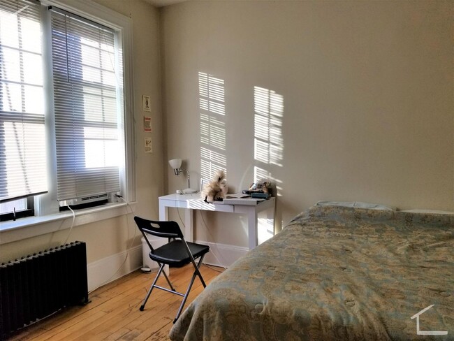 Photo - 1161 Commonwealth Ave Condo