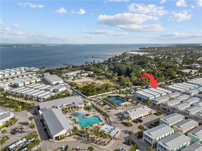 Photo - 257 NE Coastal Dr