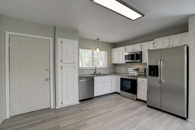 Photo - 74 Maple Branch St