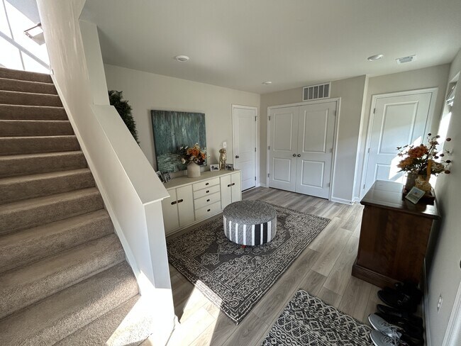 Photo - 439 17th Ave
