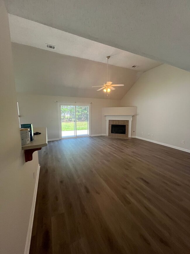 Photo - 128 Arbor Village Dr