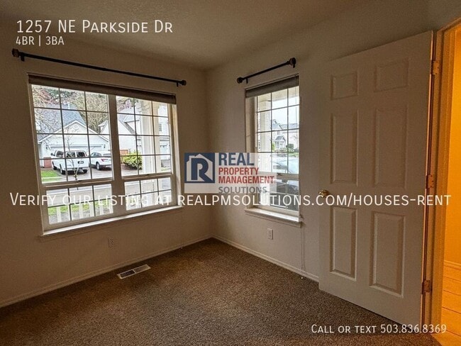 Photo - 1257 NE Parkside Dr