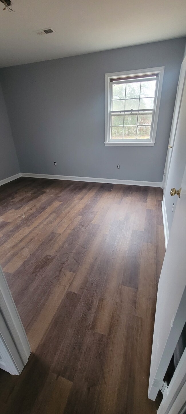 Photo - 207 Berry Ct