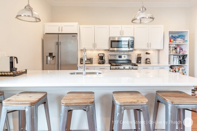 Photo - 113 Centre St Unit 1