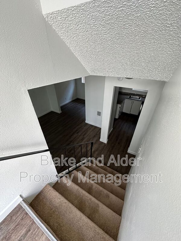 Photo - 15847 SE Stark St