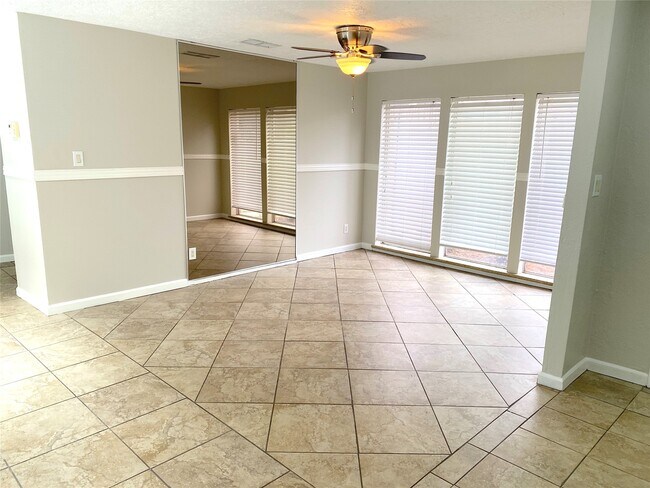 Photo - 14934 Elmont Dr