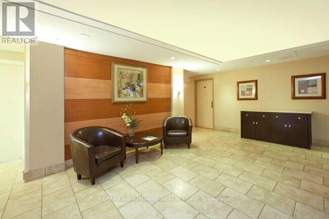 Photo - 1 Cedarwoods Crescent