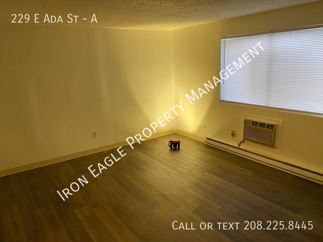Photo - 229 E Ada St Unidad A