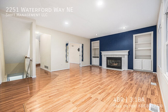 Photo - 2251 Waterford Way NE