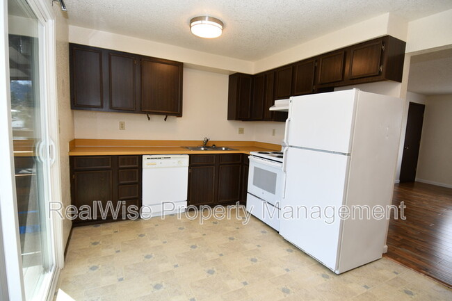 Photo - 314 NW Tumlin Ave